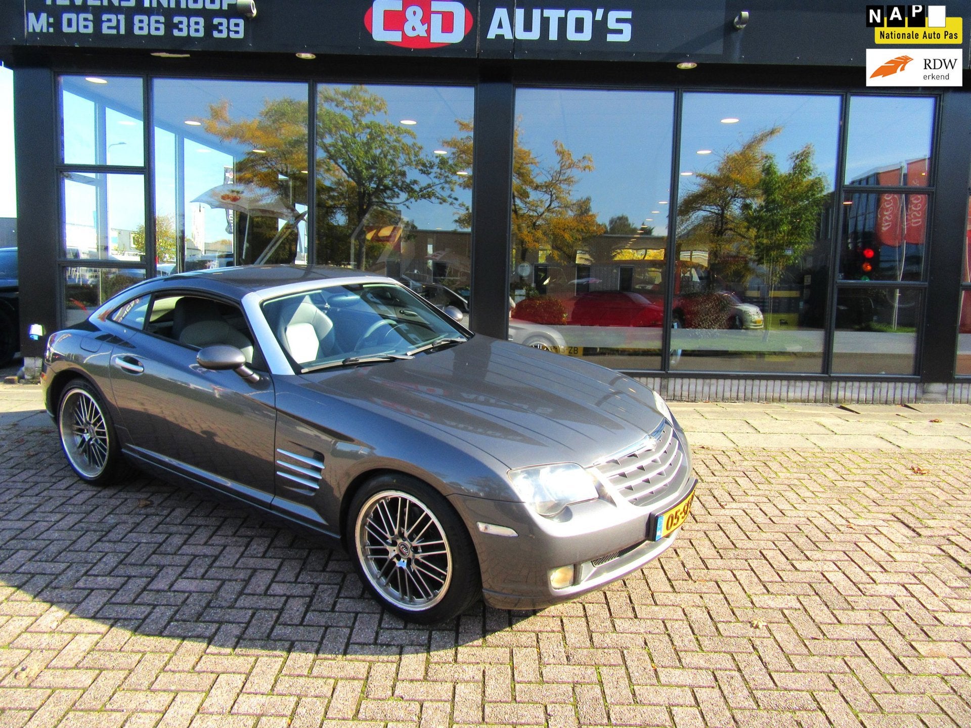 Chrysler Crossfire 3.2 V6 AUTOMAAT 1e EIG ORIG NL LEDER AC, Auto's, Automaat, Gebruikt, Sportstoelen, Grijs