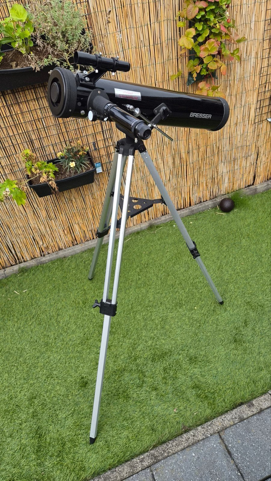 Bresser Spiegeltelescoop met Statief - gebruikt, Gebruikt, 80 tot 200 mm, Met statief, Spiegeltelescoop (reflector)