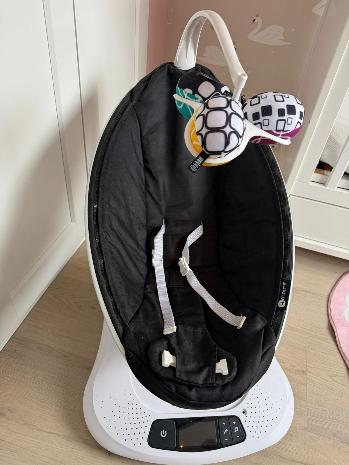 4Moms MamaRoo 4: Automatische Schommelstoel met App, Kinderen en Baby's, Wipstoeltjes, Verstelbaar, Schommelstoel, Zo goed als nieuw