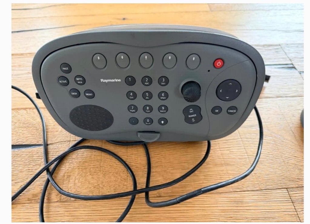 Raymarine E55061 remote keyboard voor E80 en E120 nieuwstaat, Watersport en Boten, Ophalen, Zo goed als nieuw, Kaartplotter of Fish Finder