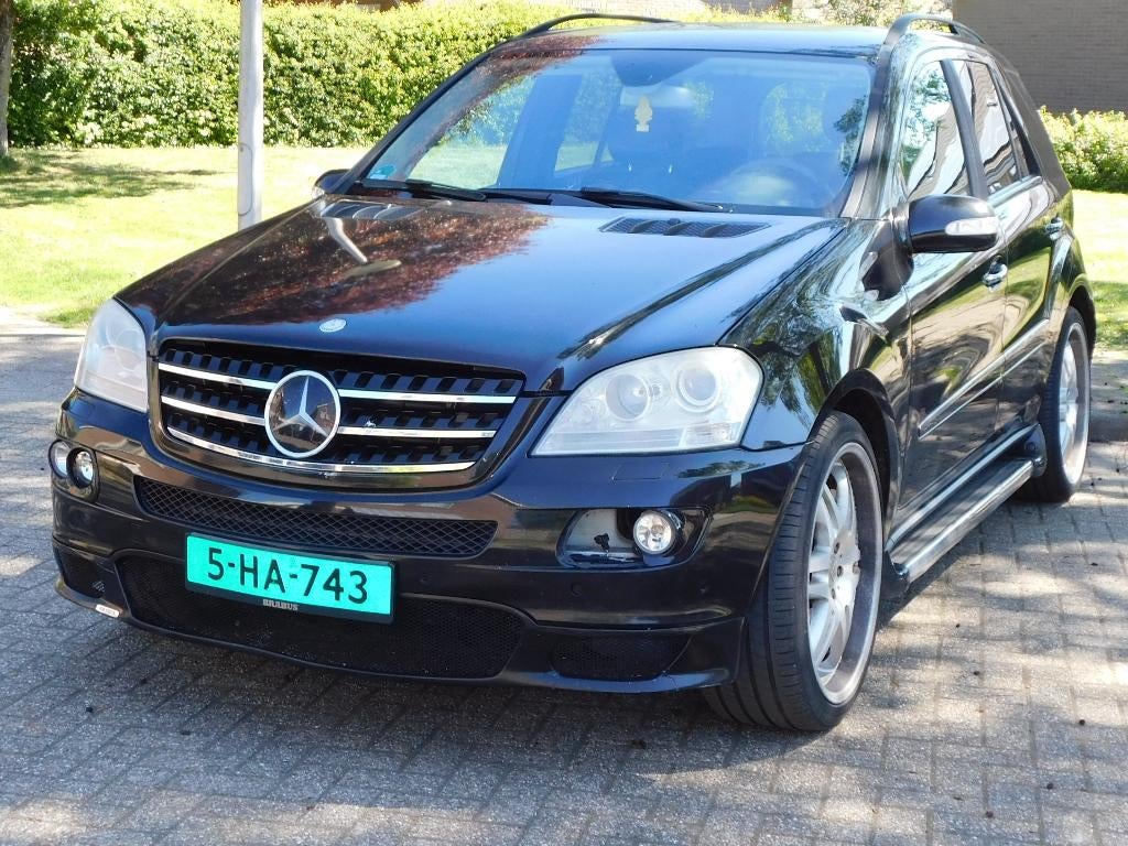 Mercedes-Benz ML 420 CDI 4 MATIC ( Brabus ), Auto's, Automaat, Zwart, Leder, Diesel