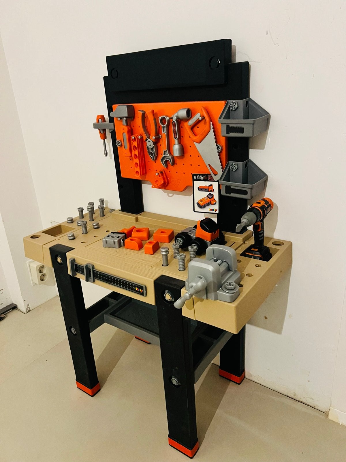 Smoby Black+Decker Kinder Werkbank met Gereedschap, Ophalen of Verzenden, Zo goed als nieuw, Bouwen