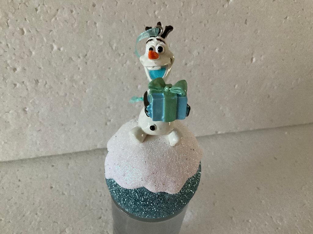 Disney Frozen - kerstbal - ornament op bal - olaf 1, Verzamelen, Disney, Ophalen of Verzenden, Overige figuren, Zo goed als nieuw