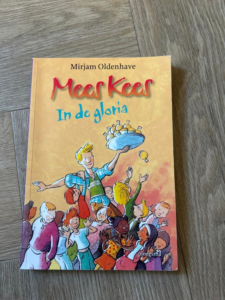 Mees Kees In de gloria - Mirjam Oldenhave (Zachte cover), Boeken, Ophalen of Verzenden, Zo goed als nieuw, Fictie algemeen