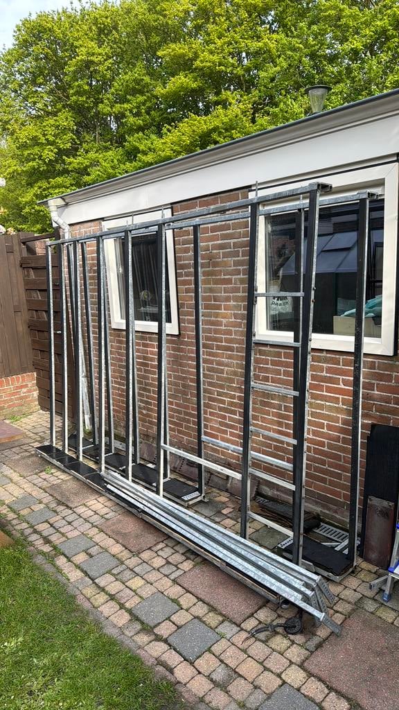 Glasrek voor op zijkant bus, Ophalen, Gebruikt