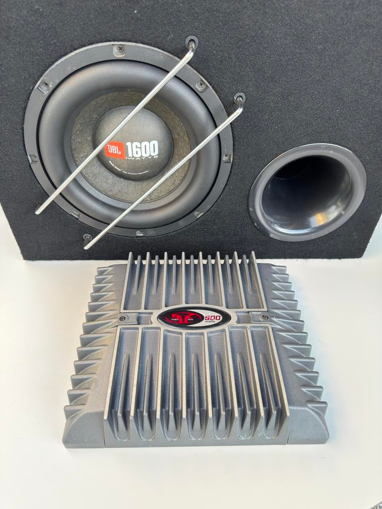 JBL 1600W Subwoofer met een bijpassende Versterker, Ophalen of Verzenden, Zo goed als nieuw
