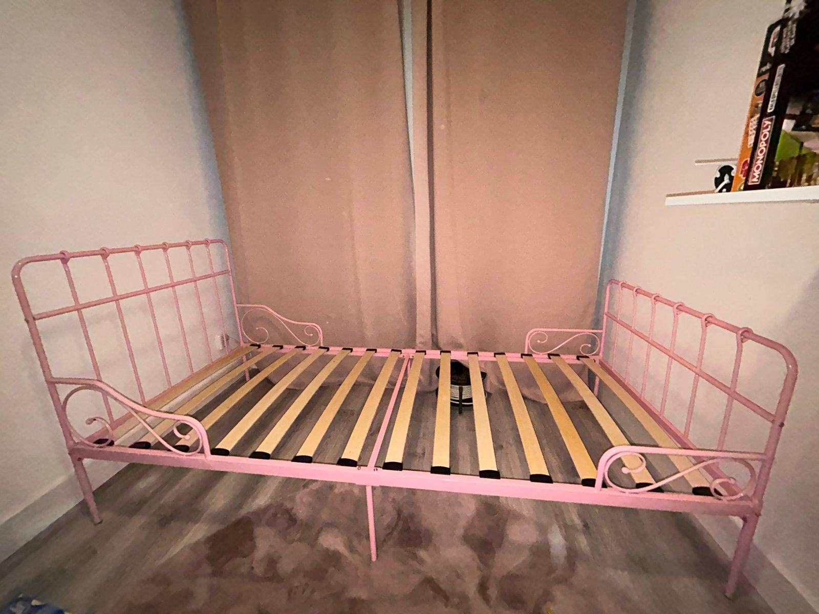 Roze ijzeren meisjesbed 200x95 cm, Huis en Inrichting, Ophalen, Gebruikt, 90 cm, 200 cm