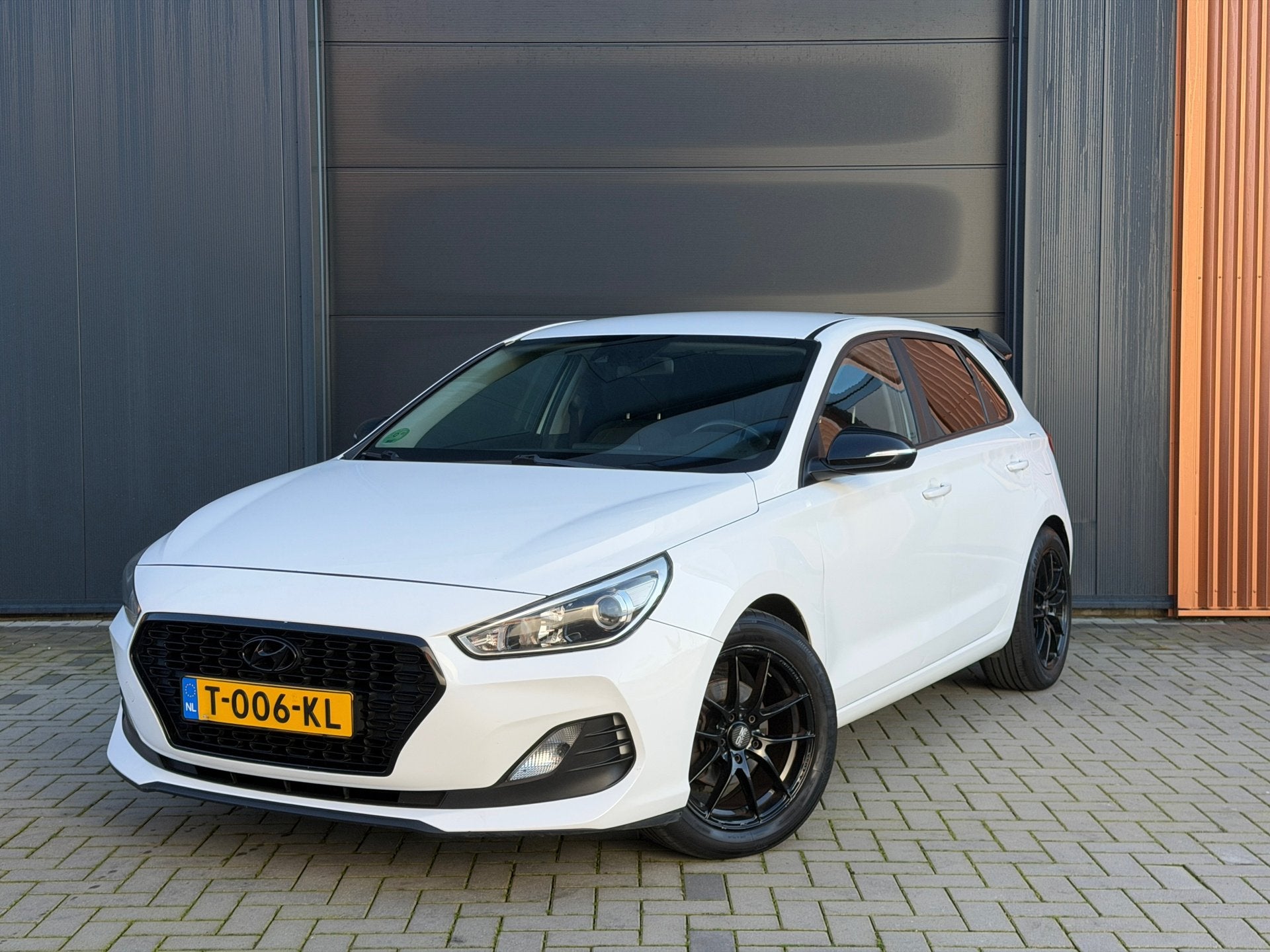 Hyundai I30 1.4 i-Drive | Akrapovic | nette & sportieve auto, Auto's, Voorwielaandrijving, 1160 kg, Stof, Gebruikt