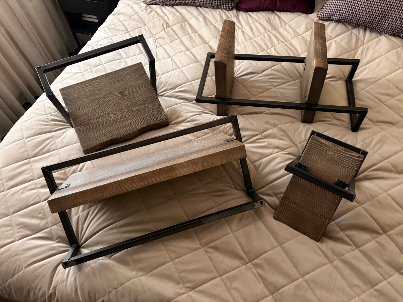 Stevige industriële hang / boekenplankjes, Ophalen, Met plank(en), 50 tot 100 cm, Zo goed als nieuw