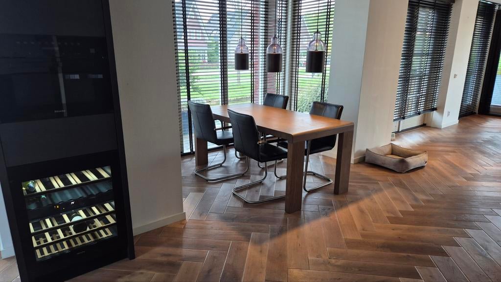 Eiken eettafel met 4 stoelen leer bekleding, Huis en Inrichting, Tafels | Eettafels, Ophalen, Gebruikt, Eikenhout, 50 tot 100 cm