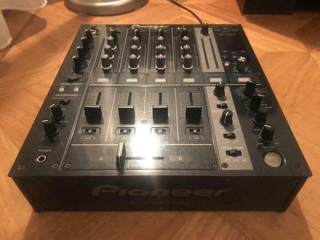 Pioneer djm 700 mixer mengpaneel djm700 800 900 1000 2000 rx, Ophalen of Verzenden, Zo goed als nieuw, Minder dan 5 kanalen, Microfooningang