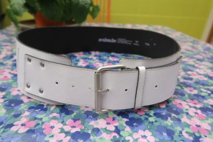 Riem nieuw leder wit 108 cm - breedte 8 cm, Nieuw, Tailleriem, Ophalen of Verzenden, 5 cm of meer