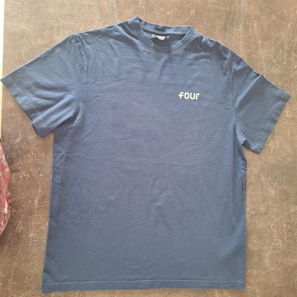 FOUR T-shirt met Arc de Triomphe print -  maat S Valt groot, Blauw, Overige maten, Ophalen of Verzenden, Zo goed als nieuw
