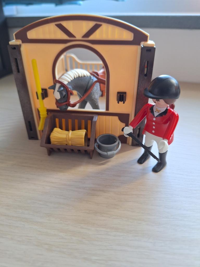 Playmobil Country Trainer met Paardenbox set 5110, Kinderen en Baby's, Speelgoed | Playmobil, Ophalen of Verzenden, Gebruikt, Complete set