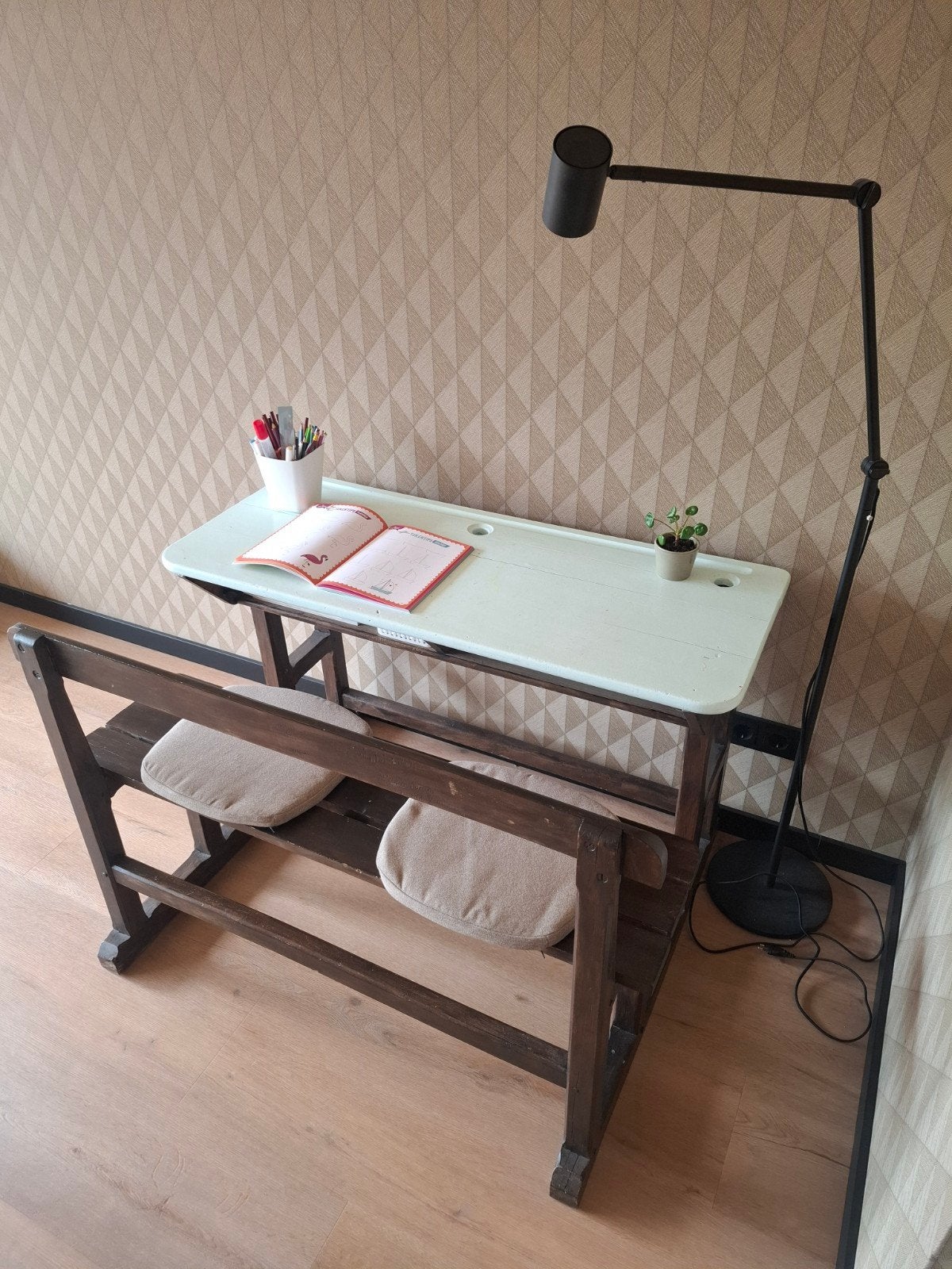 Vintage schoolbankje, Doe-het-zelf en Verbouw, Ophalen, Gebruikt, Minder dan 130 cm