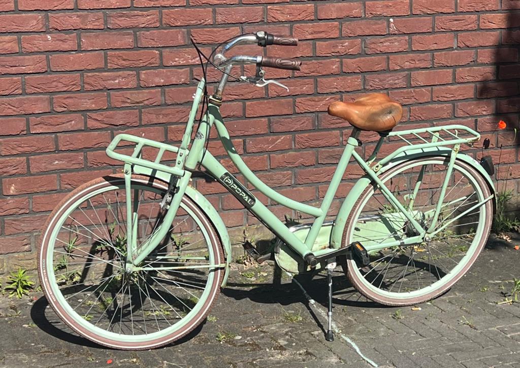 Fiets meisje 26 inch, Fietsen en Brommers, Fietsen | Meisjes, Ophalen, Gebruikt, 26 inch of meer