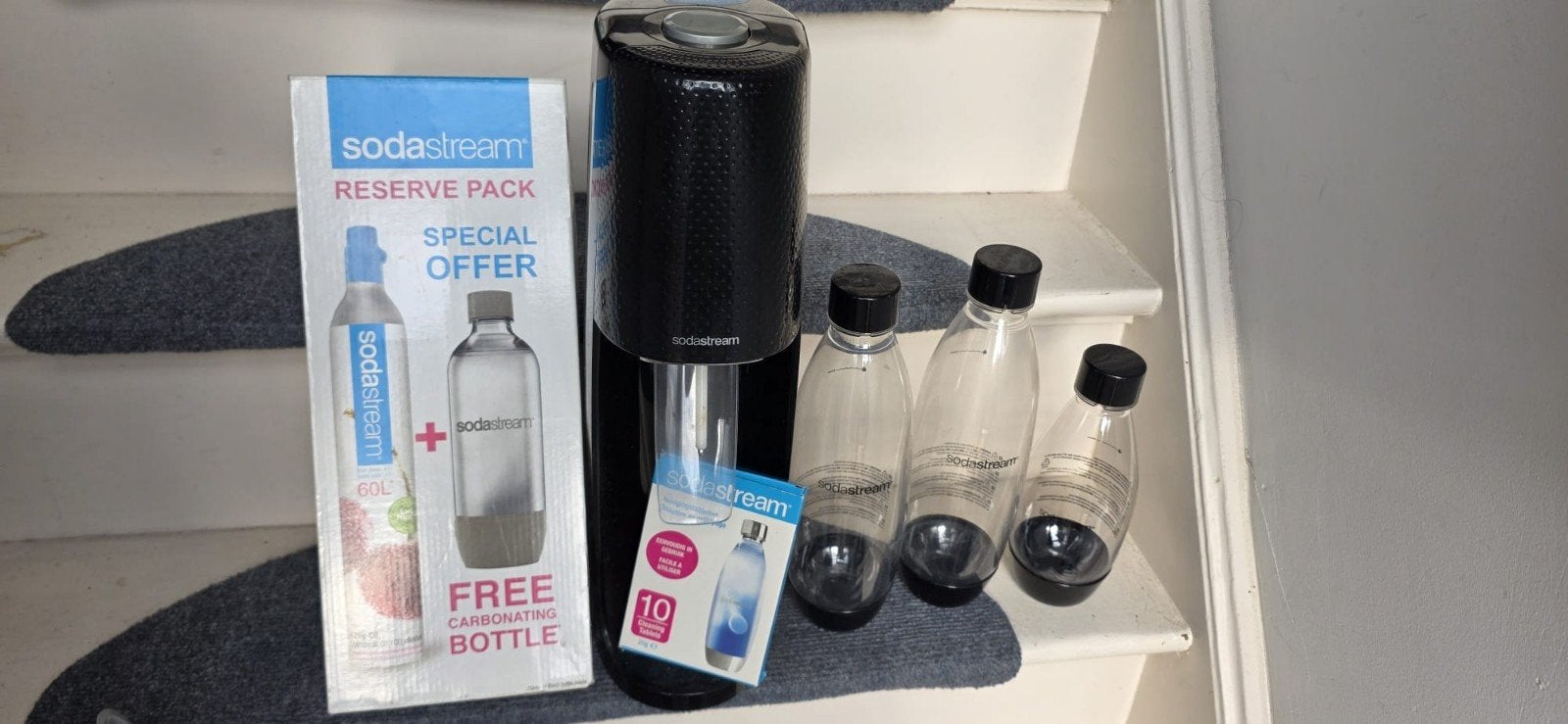 Sodastream Reserve Pack met bruiswatermaker en flessen, Ophalen, Zo goed als nieuw, Waterkoeler