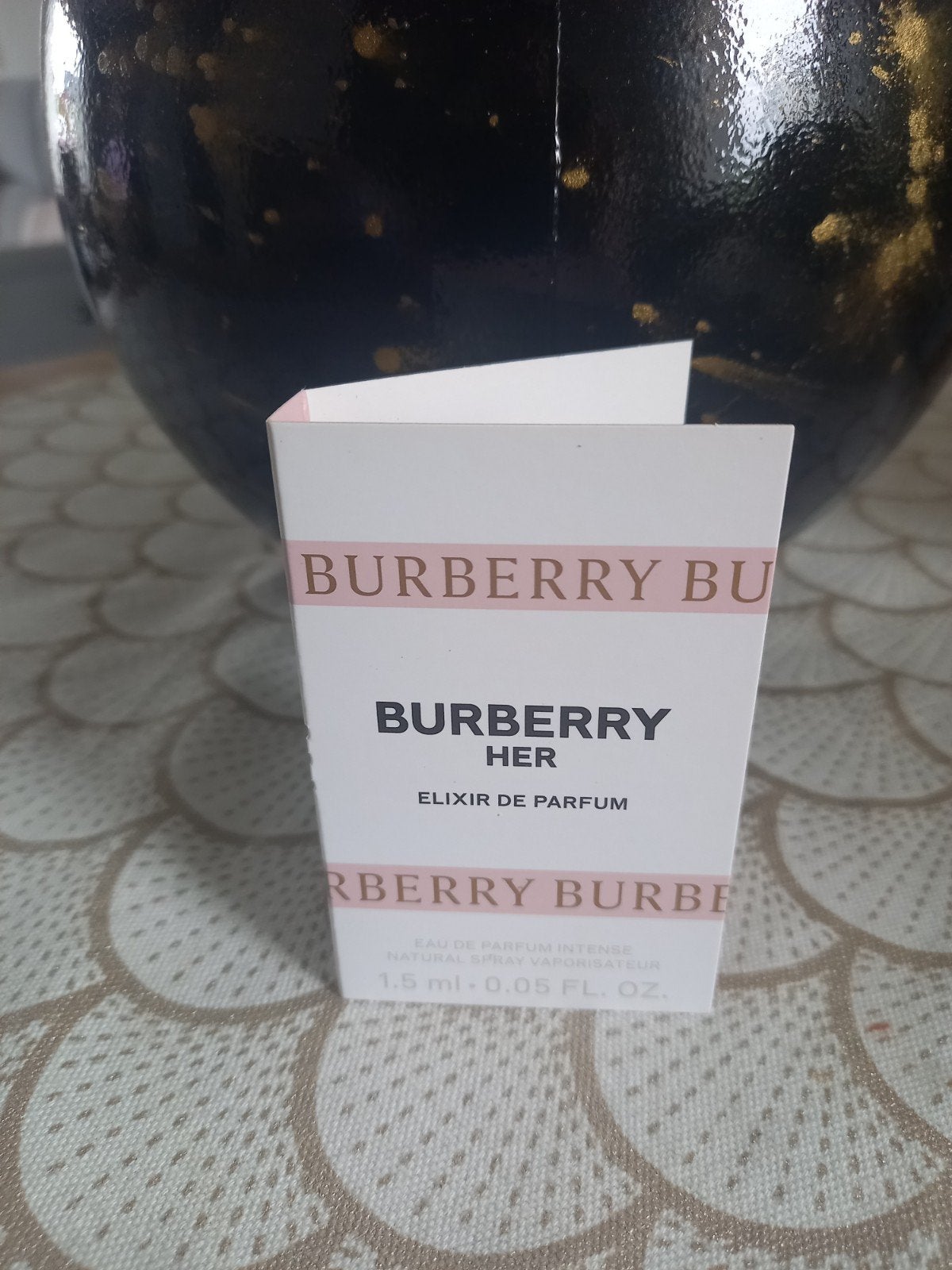 Proefje Burberry Her Elixir, Ophalen of Verzenden, Nieuw