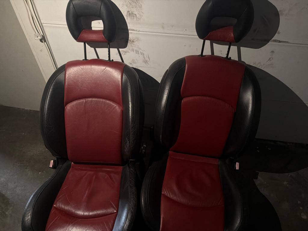 Lederen sportstoelen rood/zwart peugot 206, Ophalen of Verzenden, Gebruikt, Universele onderdelen