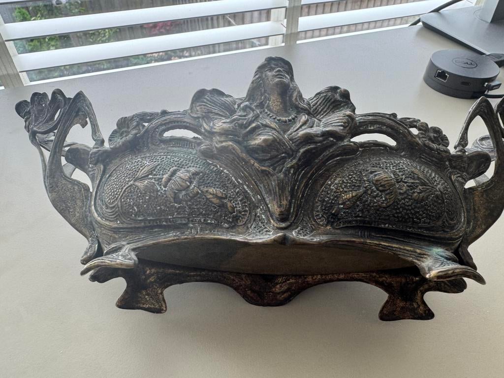 Belle epoque Frans jardinière bronze, Ophalen, Zo goed als nieuw