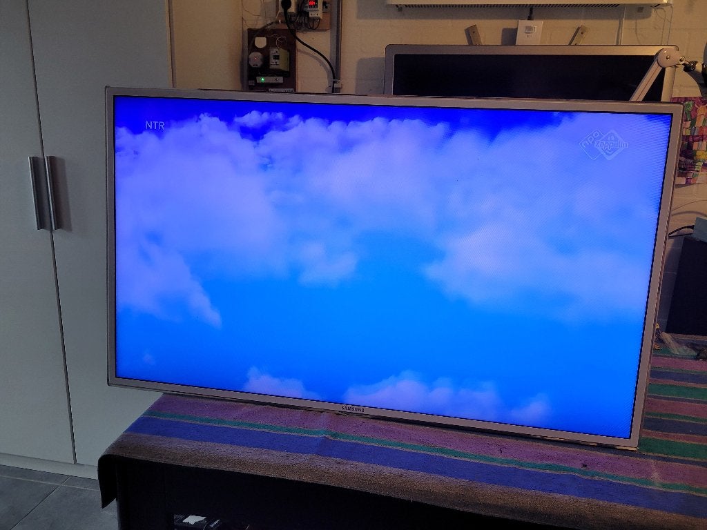 Samsung 46" LCD kleuren televisie, Ophalen, Gebruikt, 50 Hz, LCD