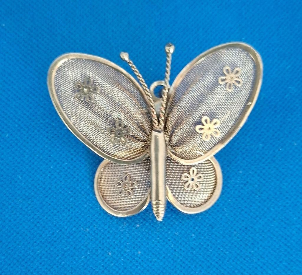 Vlinder broche van filigrain zilver, Minder dan 4 cm, Ophalen of Verzenden, Zo goed als nieuw, Zilver