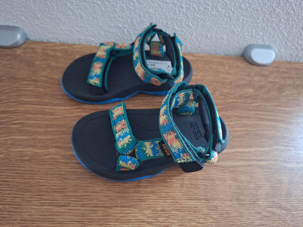 NIEUWE Teva Hurricane XLT 2 blauw maat 20 nieuwprijs € 42,50, Jongen of Meisje, Overige typen, Nieuw, Teva