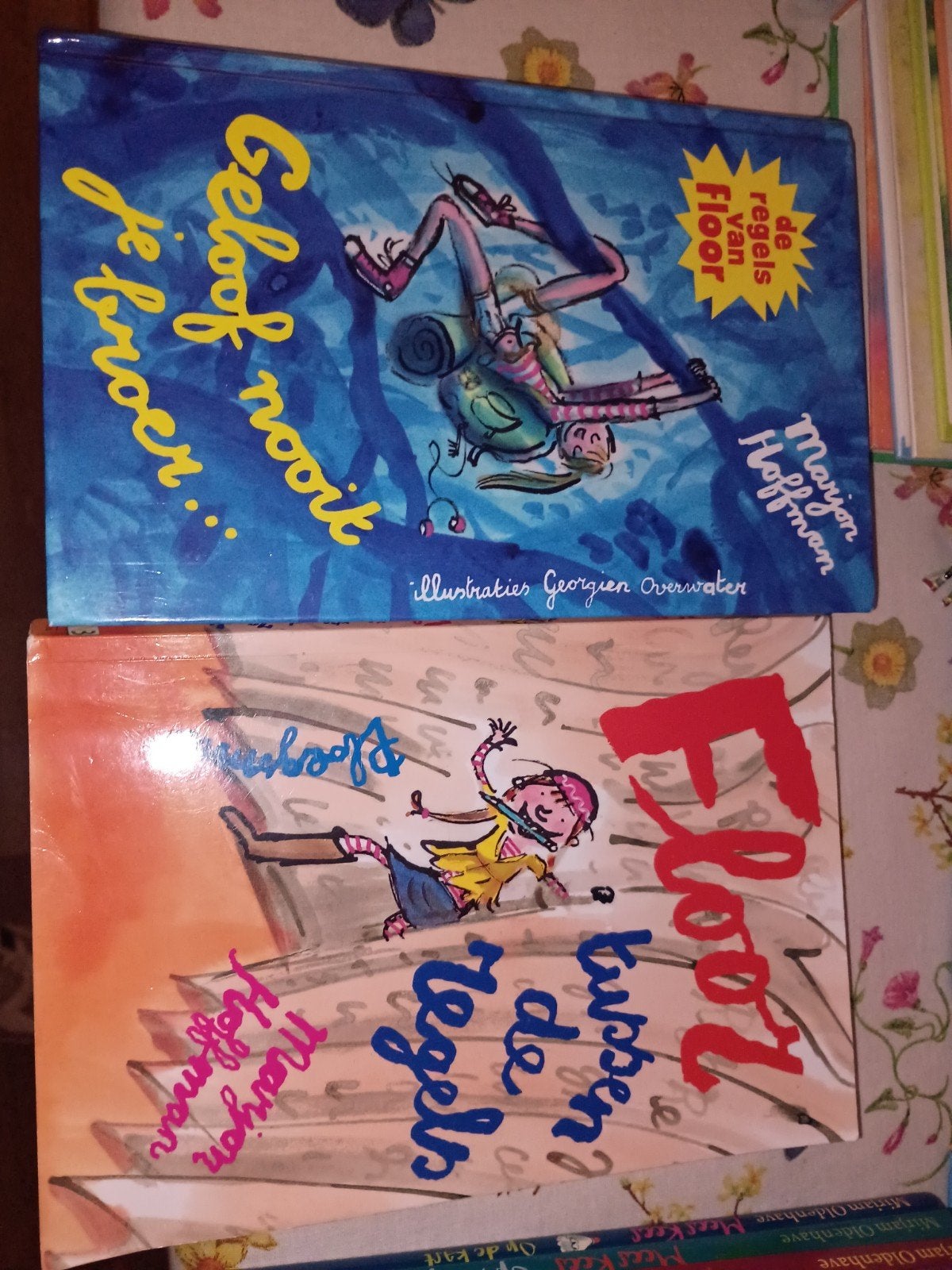 De Regels van Floor - 2 boeken van Marjon Hoffman, Ophalen of Verzenden, Zo goed als nieuw, Marjon Hoffman, Fictie