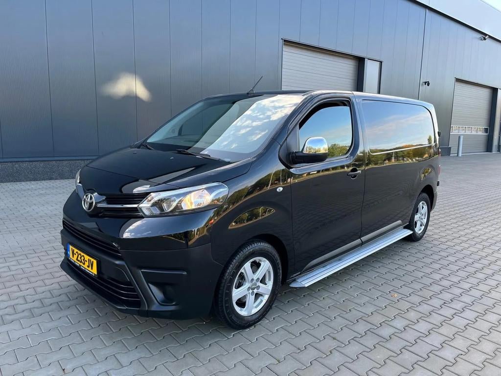 Toyota PROACE Worker 1.6 D-4D Airco Sidecars, Auto's, Bestelauto's, Achterwielaandrijving, Gebruikt, Leder en Stof, Zwart
