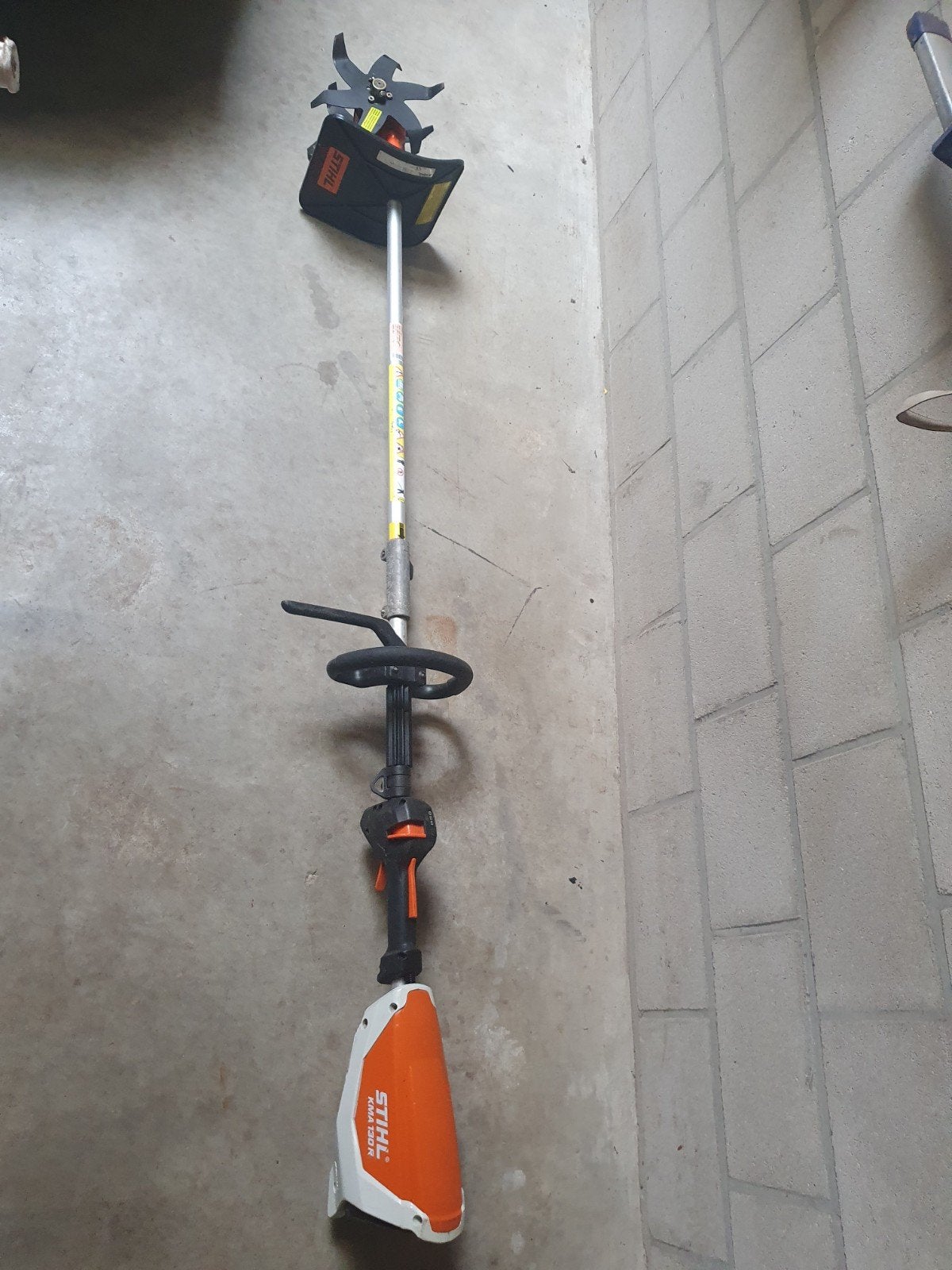 Stihl fsa 130r met grondfrees, Tuin en Terras, Ophalen, Gebruikt, Benzine