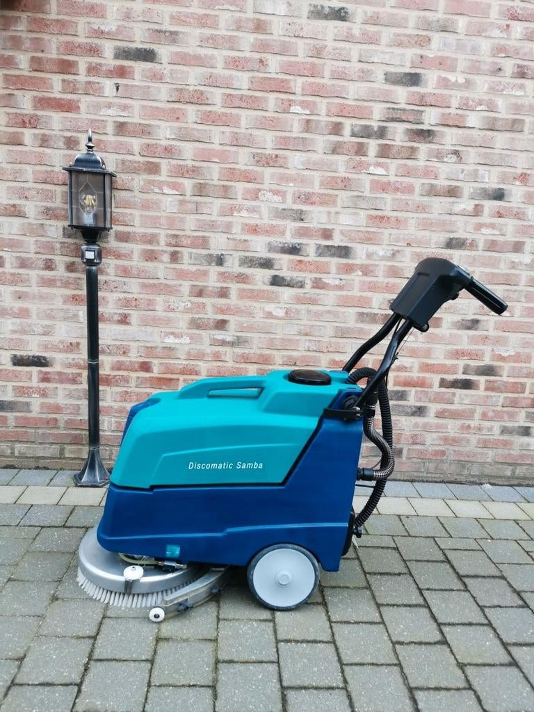 Wetrok Samba Professionele Schrobzuigmachine op Nieuw accu, Ophalen of Verzenden, Zo goed als nieuw, Schrobmachine