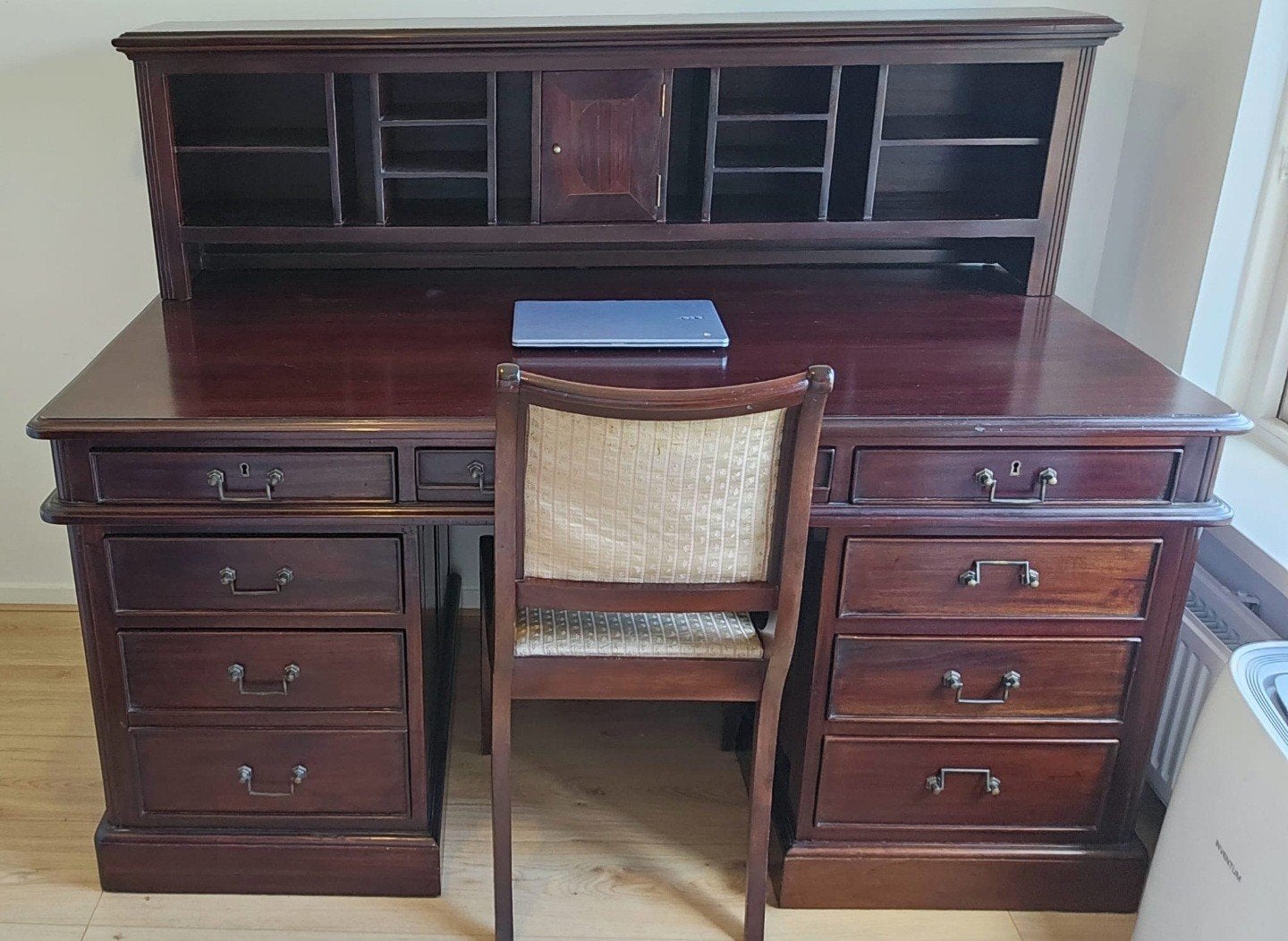 Uniek compleet mahoniehouten dubbeldesk – royale bovenbouw, Overige typen, Gebruikt, Hout, Bruin
