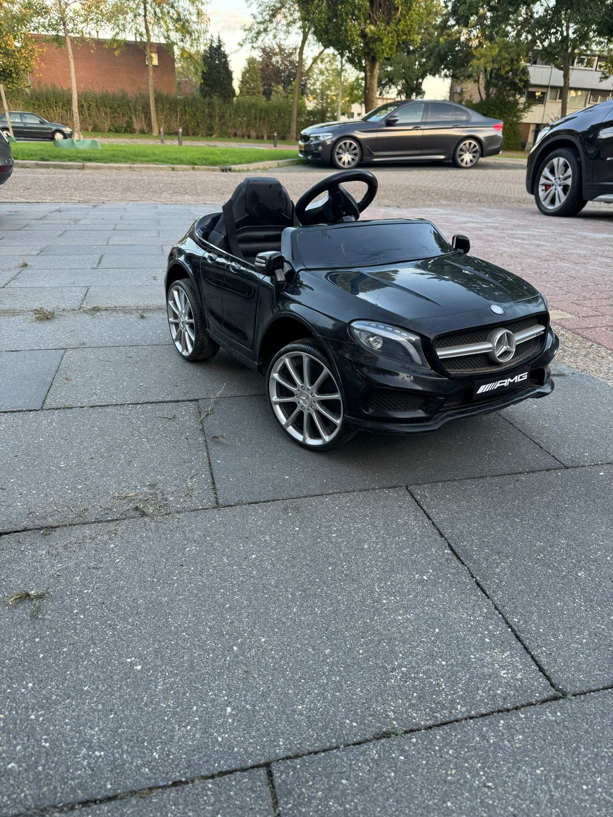 Elektrische kinderauto Mercedes-Benz met afstandsbediening, Gebruikt