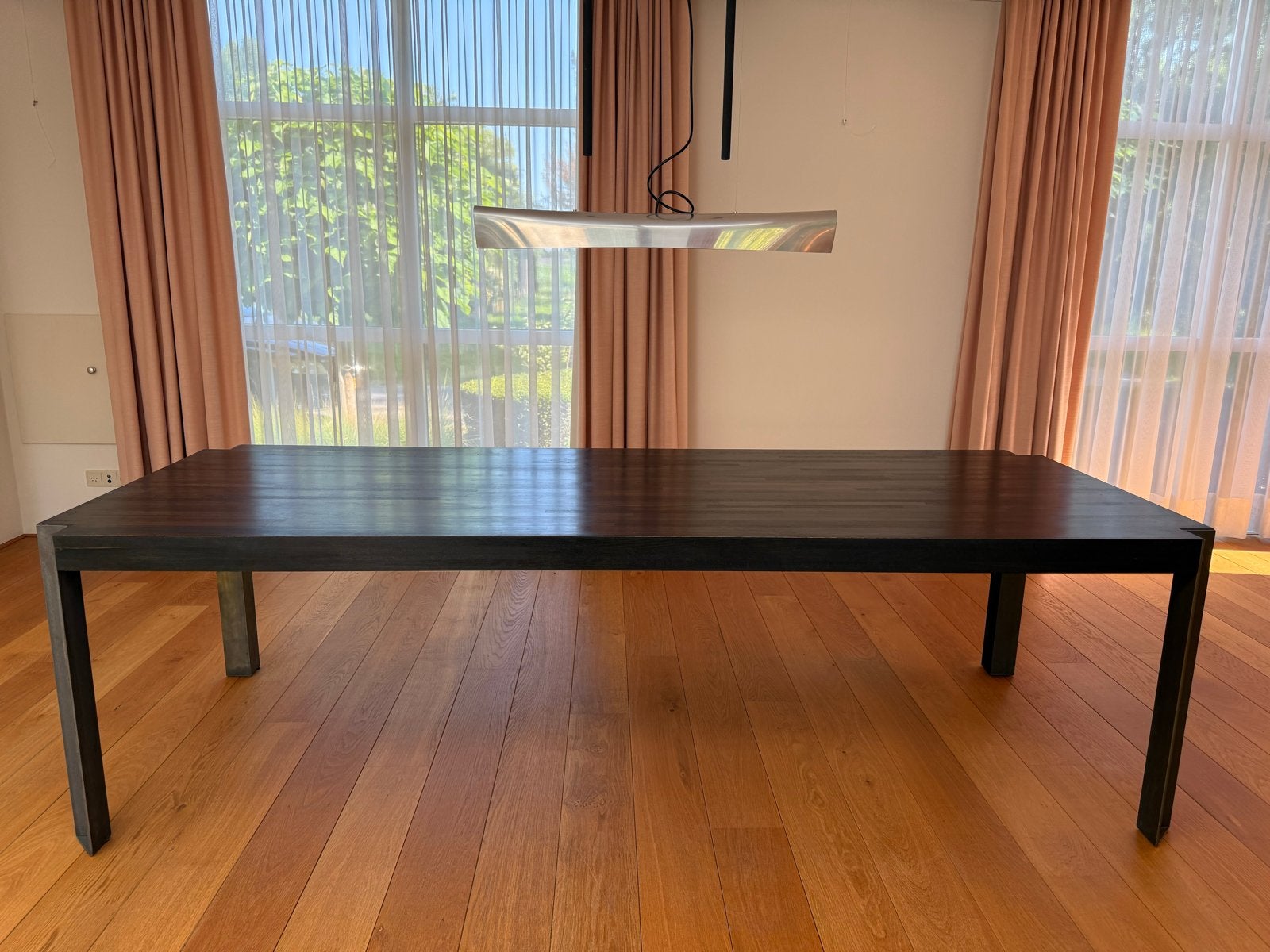 Linteloo Uluwatu Houten Eettafel - 260x100x75 cm, Huis en Inrichting, Ophalen, 100 tot 150 cm, 200 cm of meer, Zo goed als nieuw