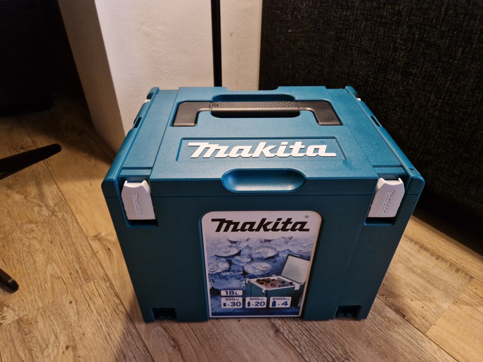 Makita koelbox 18 liter - Makpac - Nieuw en ongebruikt, Ophalen of Verzenden, Nieuw, Koelbox, Koelelement
