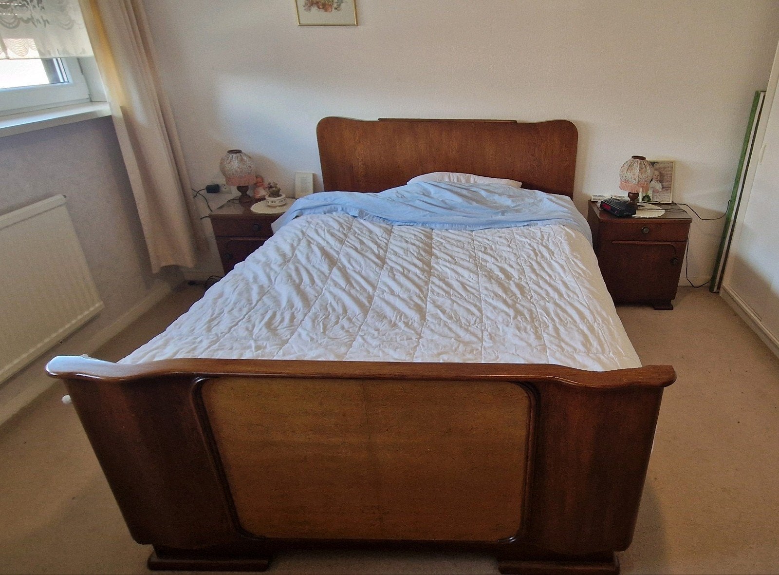 ZEER MOOI ANTIEK BEWERKT BED MET SPIRAAL BODEM
AFMETING
LENG, Ophalen, Bruin, Tweepersoons, Zo goed als nieuw