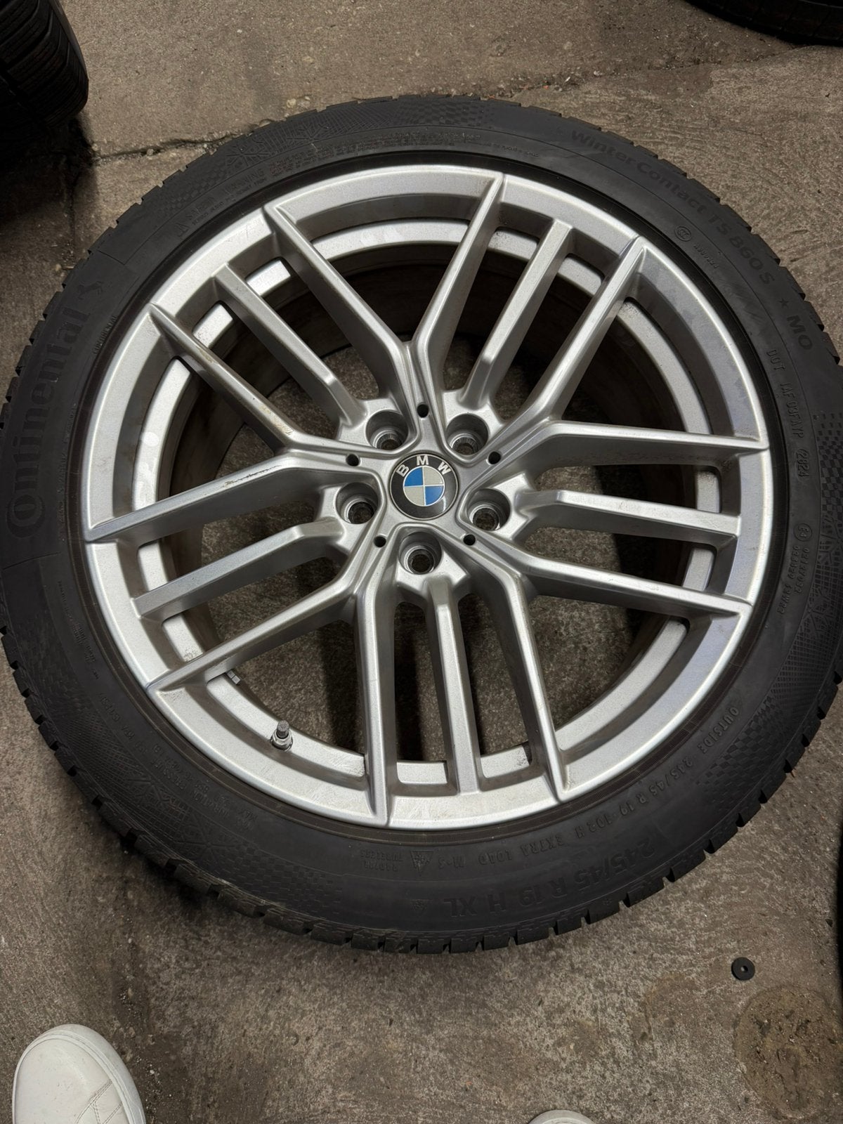 Originele 19 inch BMW Winterset Styling 933 | 5-Serie, Auto-onderdelen, 245 mm, Banden en Velgen, Winterbanden, Personenwagen