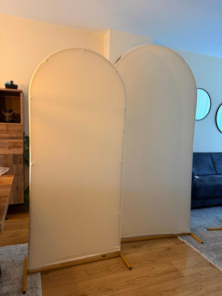 Te huur: Set van 4 Backdrop Frames voor Evenementen, Ophalen, Zo goed als nieuw, Goud, Metaal