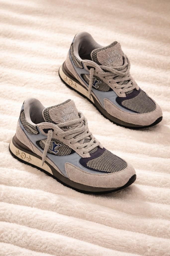 Louis Vuitton Sneakers - Maat 43, Overige kleuren, Ophalen of Verzenden, Louis Vuitton, Sneakers of Gympen