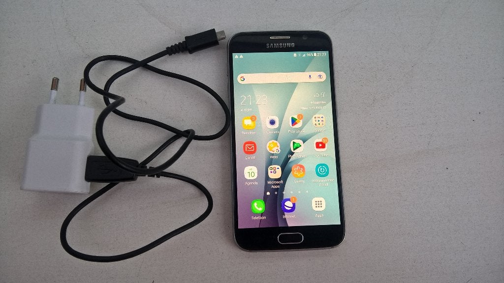 TE koop aangeboden mooi samsung galaxay S6 gepast bod, Telecommunicatie, Mobiele telefoons | Samsung, Gebruikt, Zwart, Touchscreen