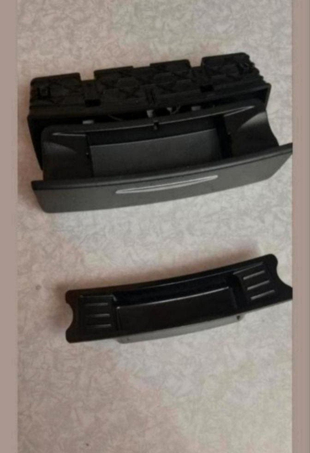ONGEBRUIKTE ACHTER ASBAK + INLEG ASBAK BMW E90 E91, Ophalen of Verzenden