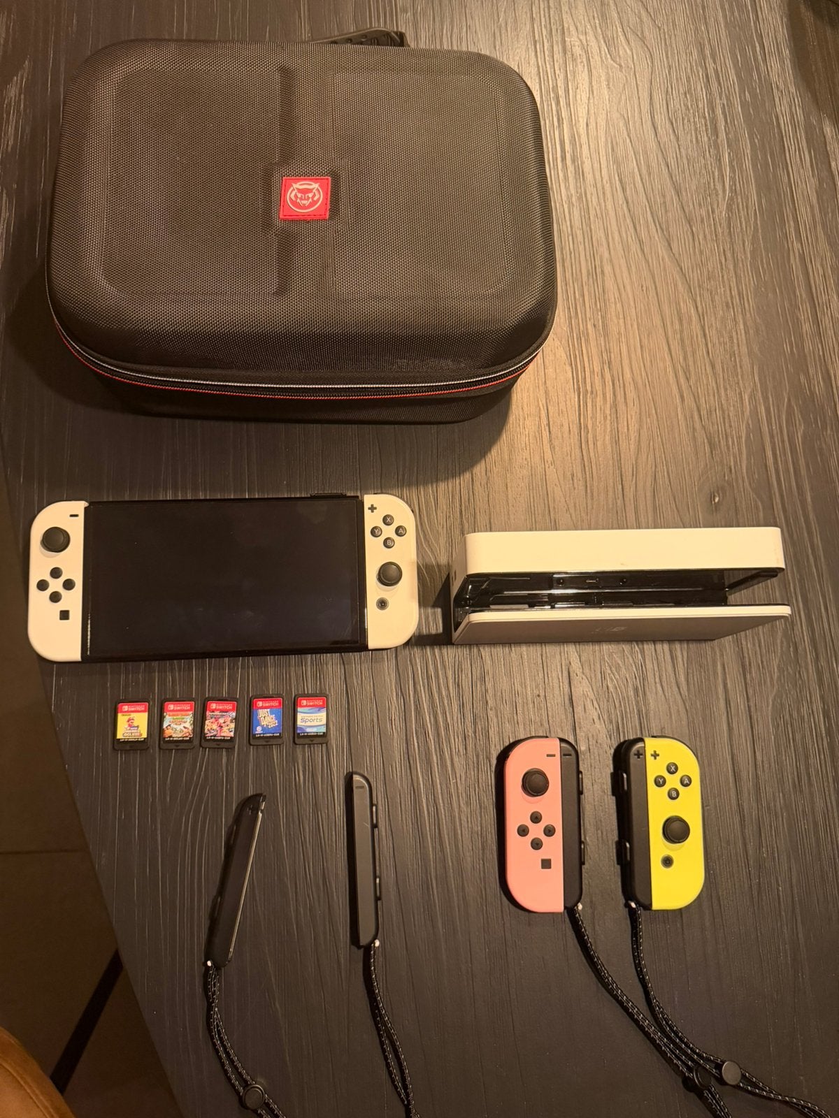 Nintendo switch te koop met bijbehorende spellen, Ophalen, Zo goed als nieuw, Overige typen