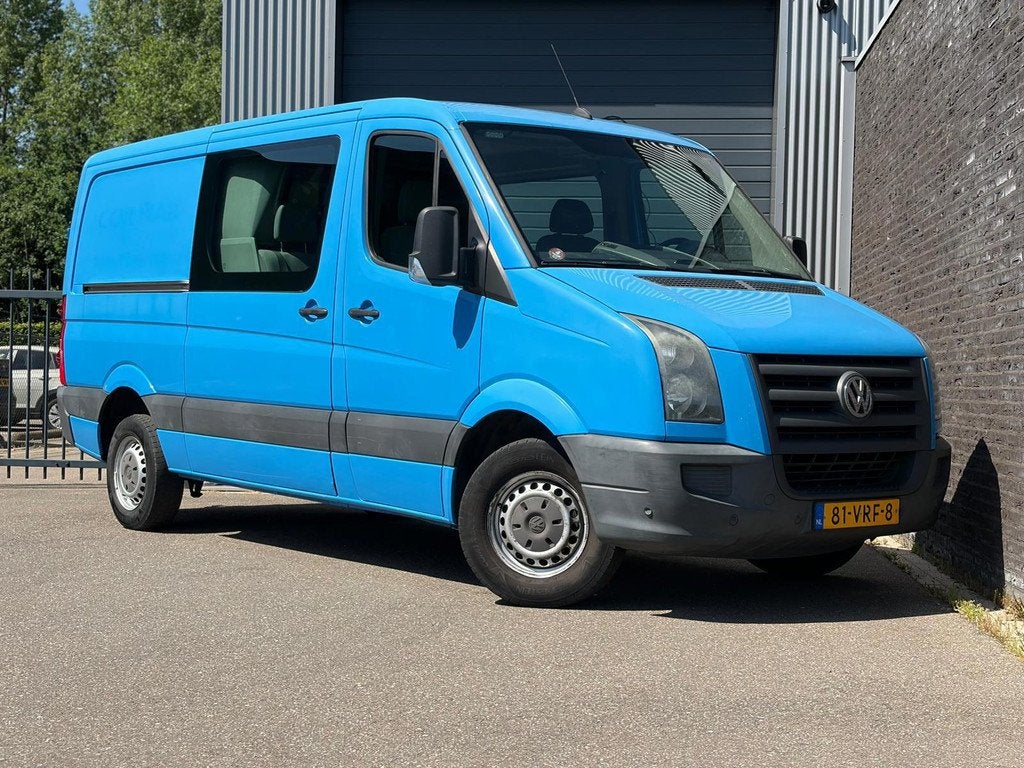 Volkswagen Crafter 30 2.5 TDI L2H1 DC Trendline Camera|Airco, Gebruikt, 7 stoelen, Origineel Nederlands, Bedrijf