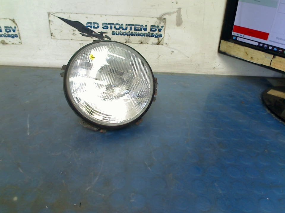 Koplamp Rechts Land + Range Rover Defender I 2000 E11200035, Campus Kronberg 7, Kronberg im Taunus 61476, , Duitsland, Jaguar Land Rover Deutschland GmbH