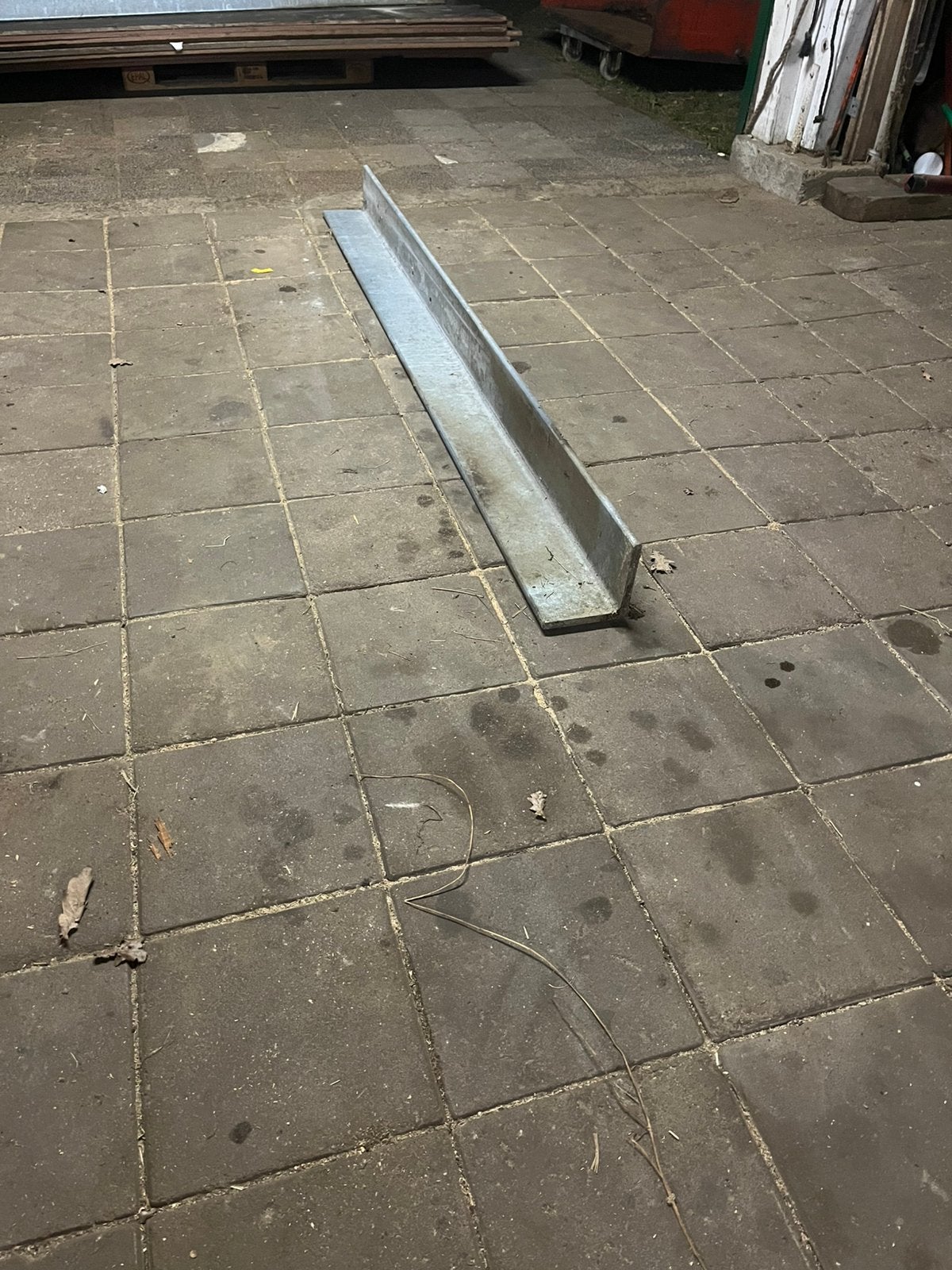 Hoek lijnen, Doe-het-zelf en Verbouw, Metalen, Ophalen, Nieuw, IJzer