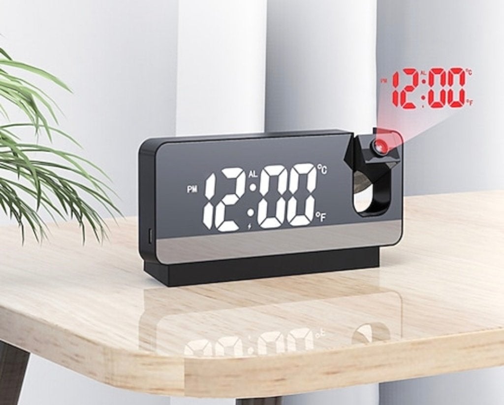 Led protection clock, Witgoed en Apparatuur, Ophalen, Nieuw, Digitaal