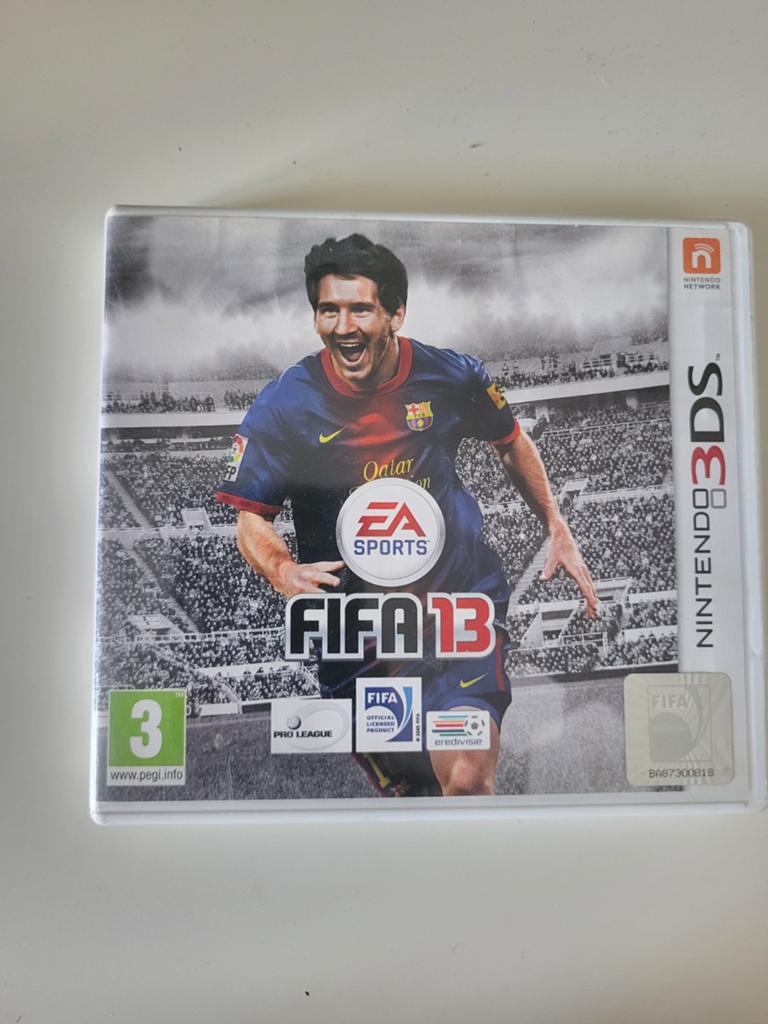 FIFA 13 Nintendo 3DS - Voetbalplezier voor onderweg!, Spelcomputers en Games, Games | Nintendo 2DS en 3DS, Gebruikt, 1 speler