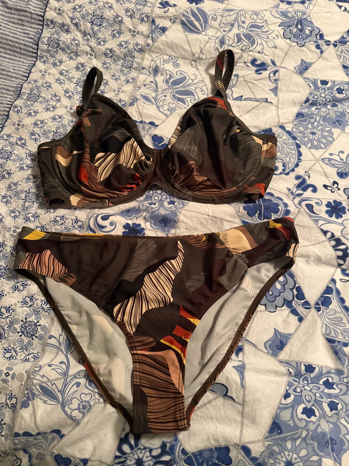 Livera bikini - Top 46 F/G, Broekje 46 - Khaki, Crème, Zwart, Ophalen of Verzenden, Zo goed als nieuw, Bruin, Bikini
