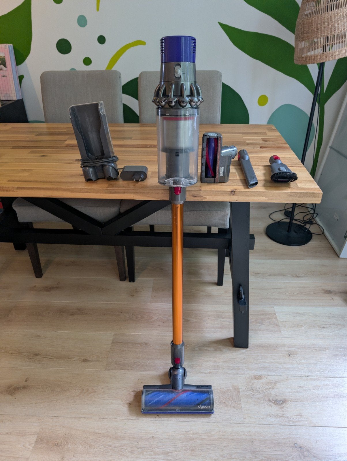 Dyson v10 - incl 2 gemotoriseerde koppen, Ophalen of Verzenden, Dyson