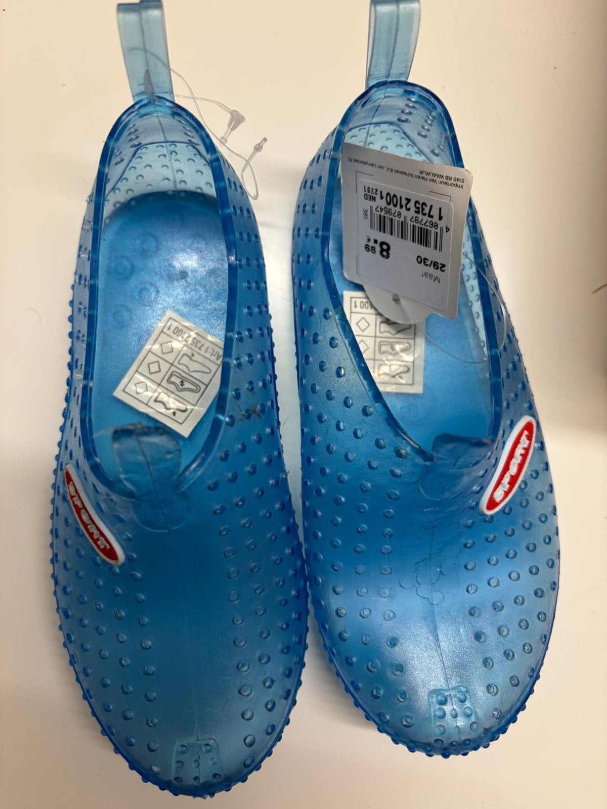 Zwem schoenen / swiming or water shoes, Maat XS of kleiner, Ophalen of Verzenden, Zo goed als nieuw, Schoenen